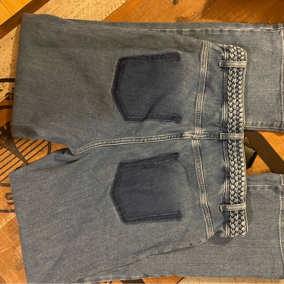 Maje NWT Women’s maje Jeans with Braided
Trim size 42 - Picture 4 of 14